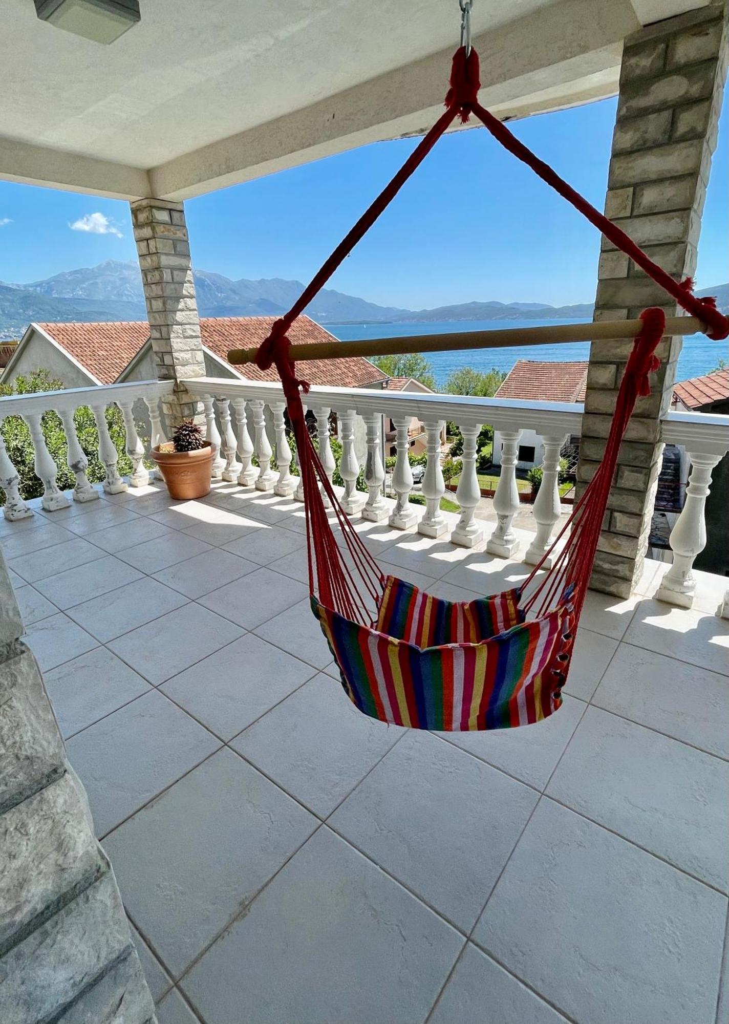 Aparthotel Family House With Pool & Sea View Bijela Exterior foto
