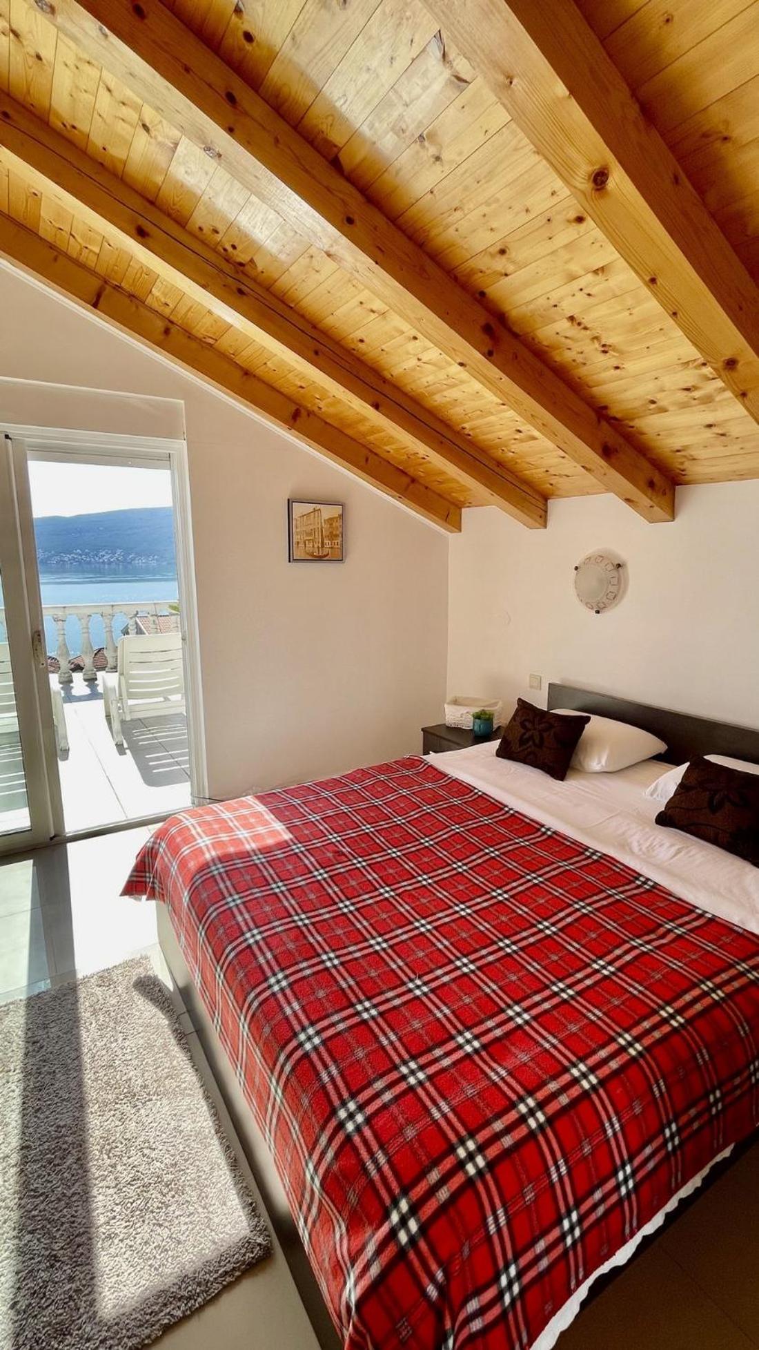 Aparthotel Family House With Pool & Sea View Bijela Exterior foto